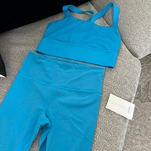 Athleta workout set of bra and pants - size M